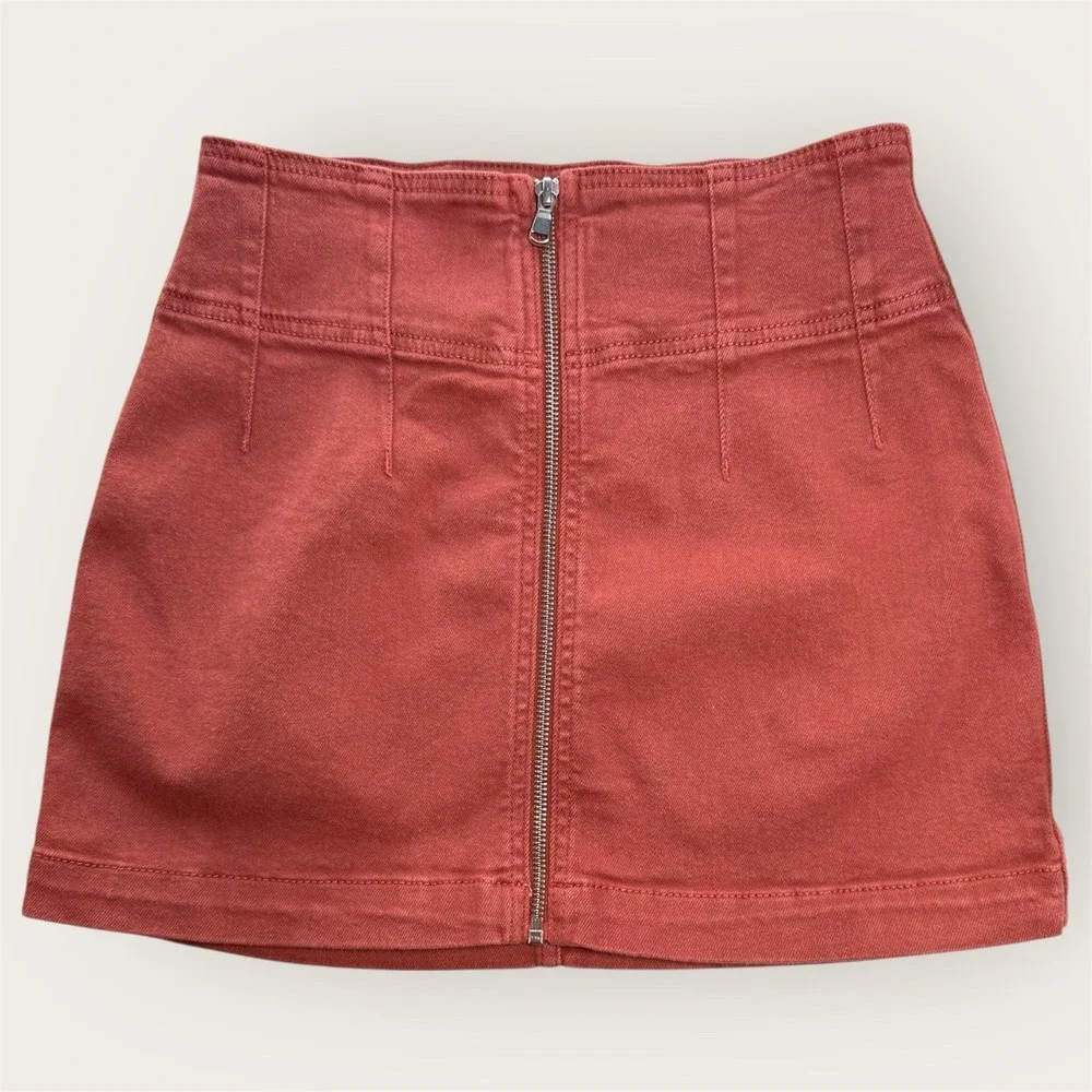 Free People Women's Mini Skirt Size 26 Maroon Denim Zip Front Stretch